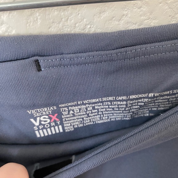 Victoria’s Secret Sport High Rise Leggings - Picture 4 of 4